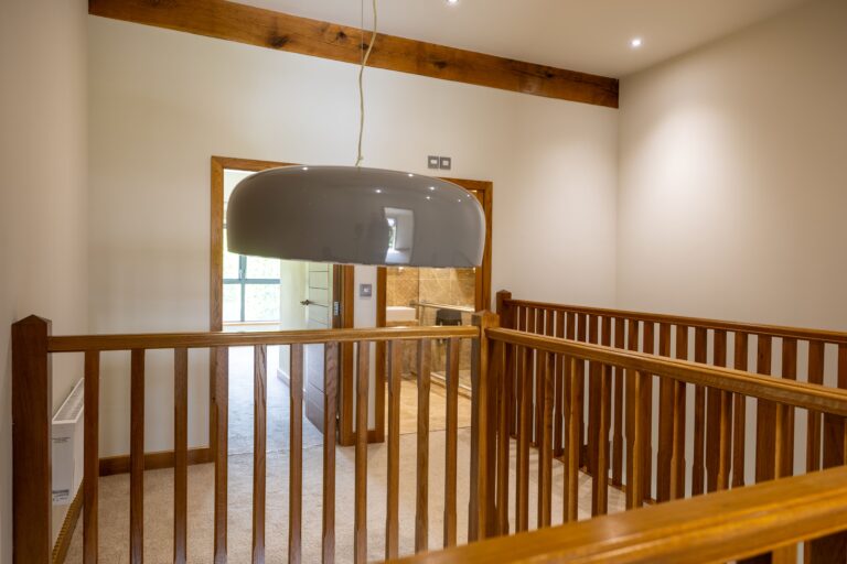 GALLERY LANDING