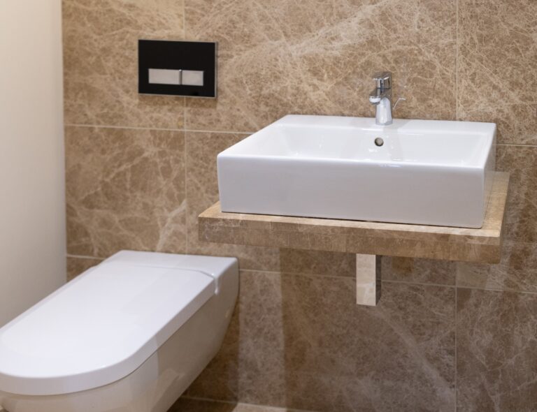 WET ROOM