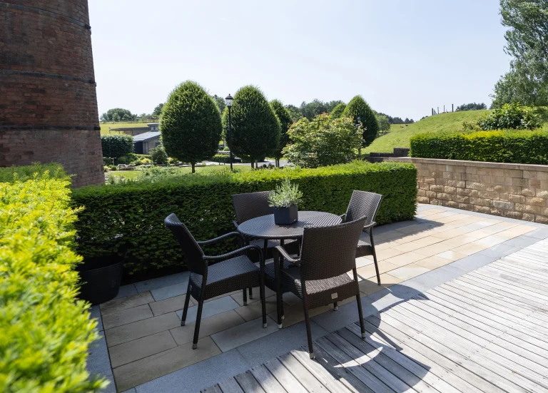 PRIVATE PATIO